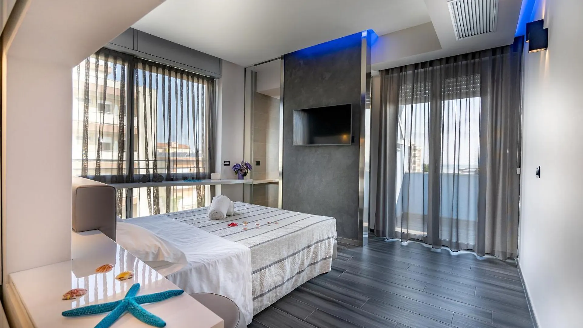 Hotel Ras Gatteo a Mare 3*,  Italia
